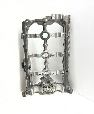 Engine head