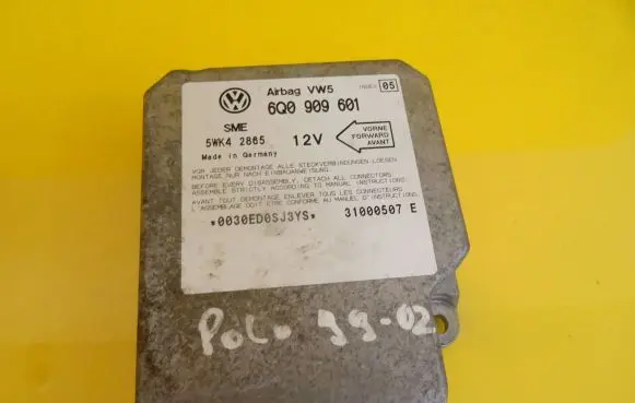 Volkswagen Golf IV Airbag control unit/module 6Q0909601