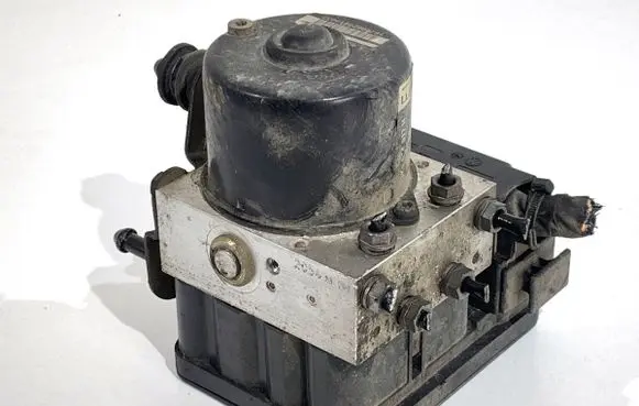 Volkswagen Golf V ABS Pump 1K0614517H
