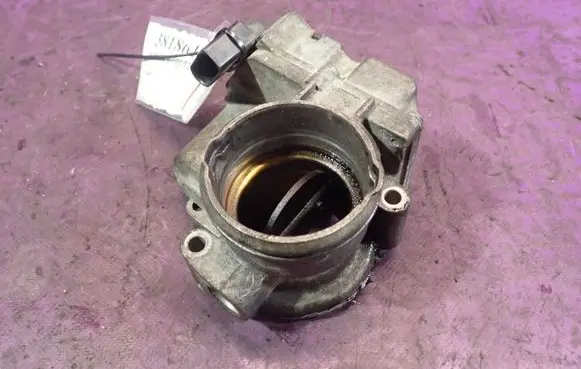 Skoda Fabia Mk2 (5J) Throttle body valve 