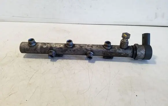 Audi A6 S6 C6 4F Fuel main line pipe 059130090AG