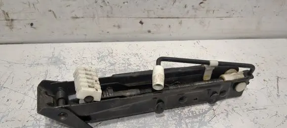 BMW 5 E60 E61 Lift Jack 1960407