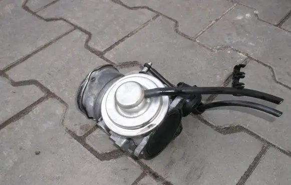 Seat Leon (1M) EGR valve