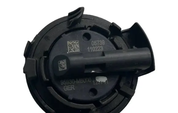 Hyundai i20 (BC3 BI3) Airbag deployment crash/impact sensor 95930M6000 110223 05739