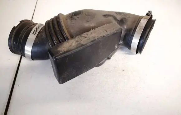 Subaru Legacy Air intake hose/pipe