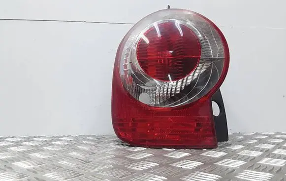 Renault Modus Rear/tail lights 8200855992