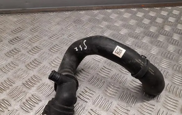 Audi A5 Engine coolant pipe/hose 8W0122055Q