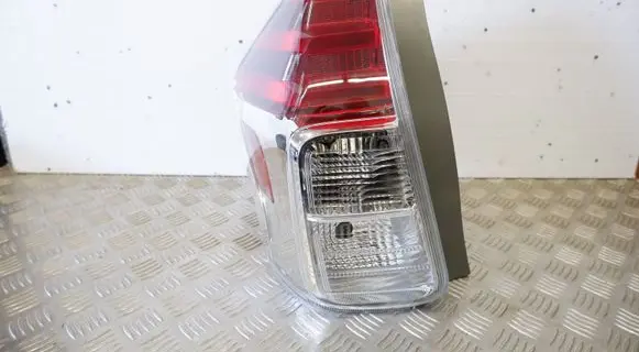 Toyota Prius+ (ZVW40) Rear/tail lights 8156147260 8156147261 8156147262