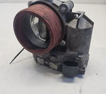Mercedes-Benz E W211 Throttle valve A1110980109