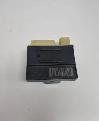 Peugeot 5008 II Coolant fan relay 9801916680 1804005F