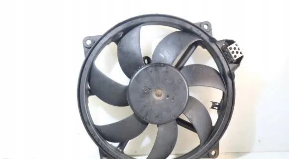 Renault Fluence Air conditioning (A/C) fan (condenser) 