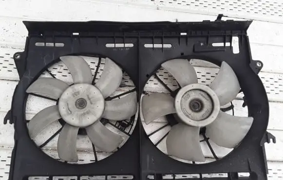 Toyota Avensis T250 Fan set 163630G060A MS1680007091 163630G050