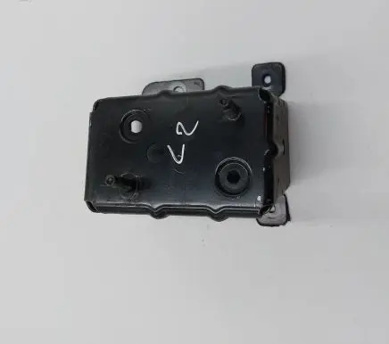 Nissan Leaf II (ZE1) Rear shock/impact absorber stay/bar 
