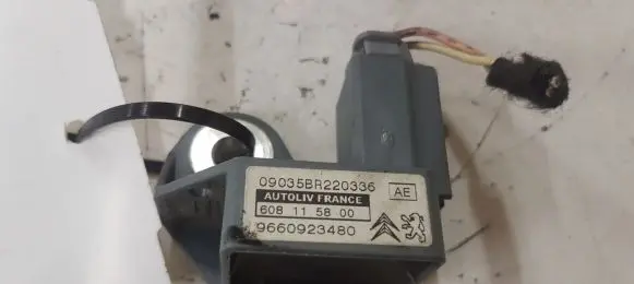 Peugeot 308 Airbag deployment crash/impact sensor 09035BR220336 608115800 9660923480