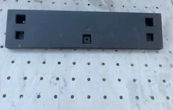 Jeep Renegade Front bumper splitter molding 61669615