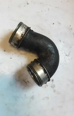 Intercooler hose/pipe