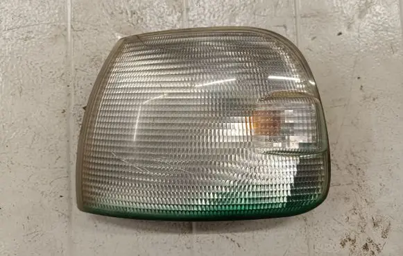 Volkswagen Transporter - Caravelle T4 Front indicator light 701953041