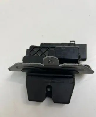 Ford Fiesta Tailgate/trunk/boot lock/catch/latch H1ban442a66ab