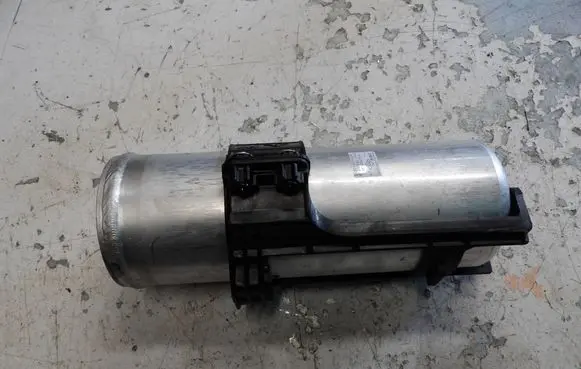 Renault Zoe Air conditioning (A/C) air dryer 921408942R M31000500