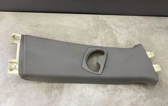 BMW 3 E90 E91 (B) pillar trim (top) 7058336 52107010