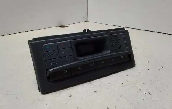 Renault Laguna I Climate control unit 7700425674 9140010332 0375738