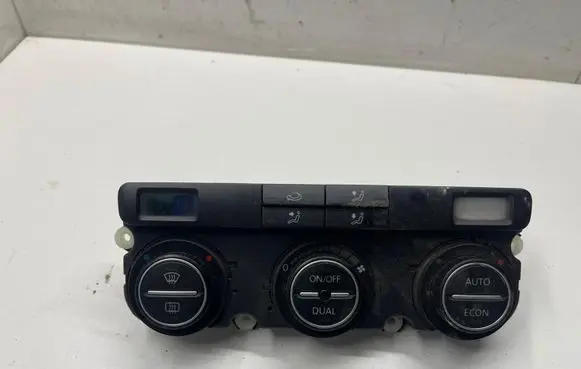 Volkswagen Touran I Climate control unit