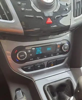 Ford Focus Climate control unit BM5T18C612CJ