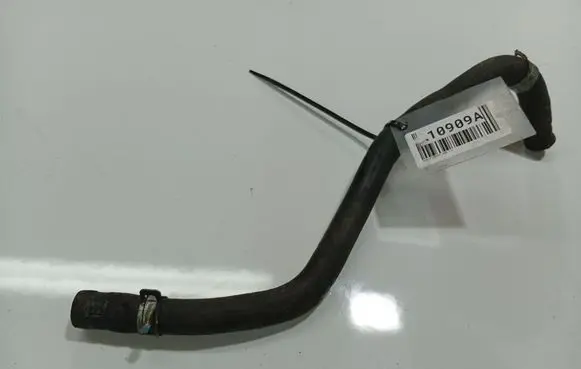 Engine coolant pipe/hose