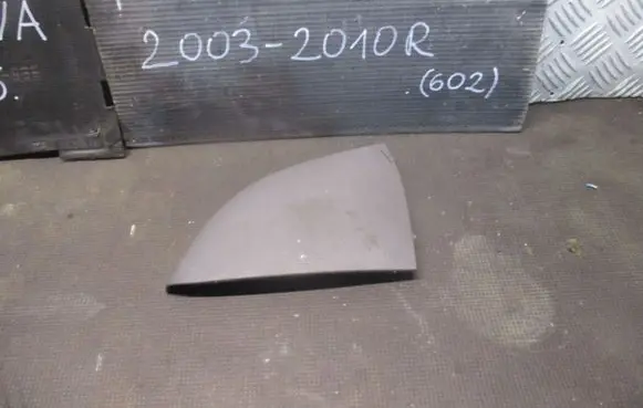 Toyota Sienna XL20 II Front door seat control surround trim 55317AE010
