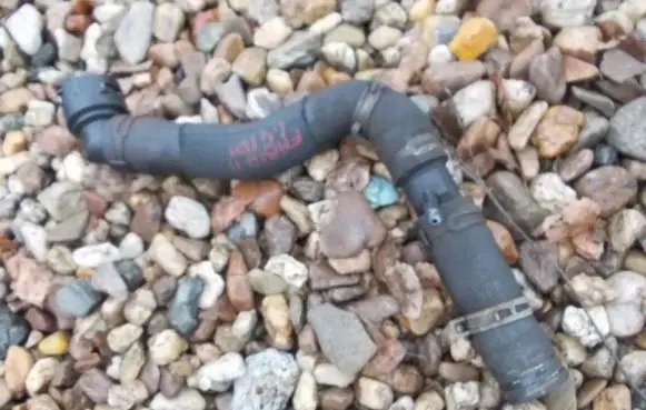 Skoda Fabia Mk2 (5J) Turbo turbocharger oiling pipe/hose