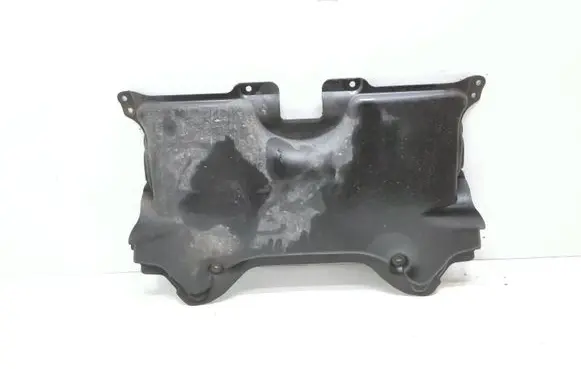 Mercedes-Benz C W204 Engine splash shield/under tray 