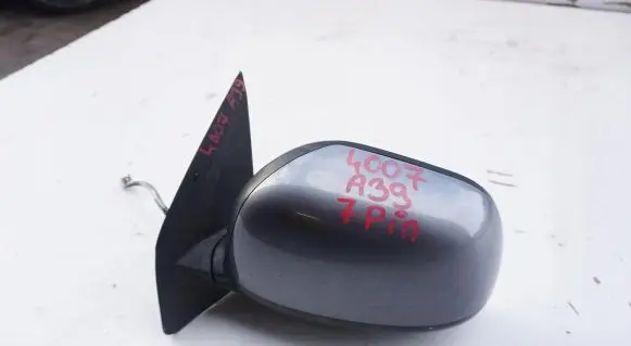 Peugeot 4007 Front door electric wing mirror