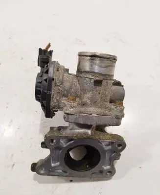 Toyota Auris 150 Throttle valve 261000n030