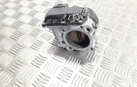Volvo C70 Throttle valve 30711551