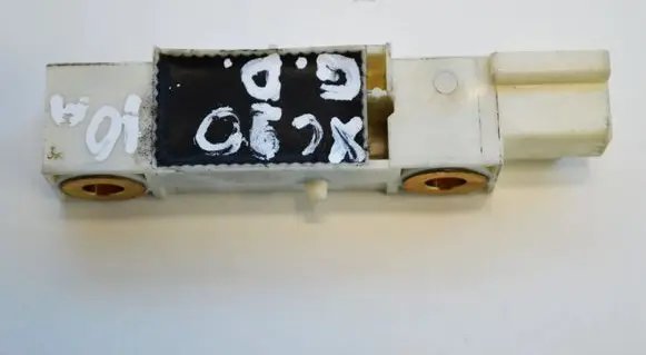 Volvo XC90 Airbag deployment crash/impact sensor 8651755