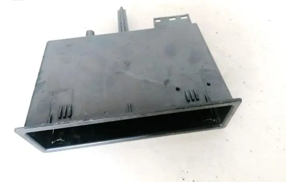 Peugeot Partner Glove box 961333077