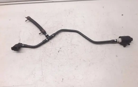 Toyota Avensis T250 Fuel return line/hose 
