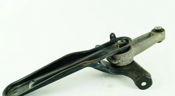 Porsche Cayenne (9PA) Engine mounting bracket 7L5199373A