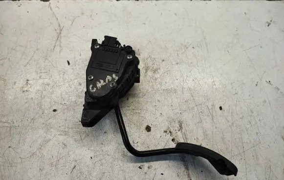 Renault Trafic II (X83) Accelerator throttle pedal