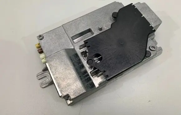 BMW 4 G22 G23 G24 G26 Sound amplifier 5A57045