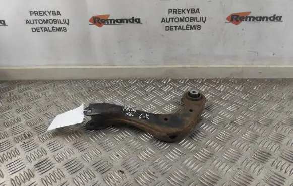 Toyota Prius (XW50) Rear upper control arm/wishbone