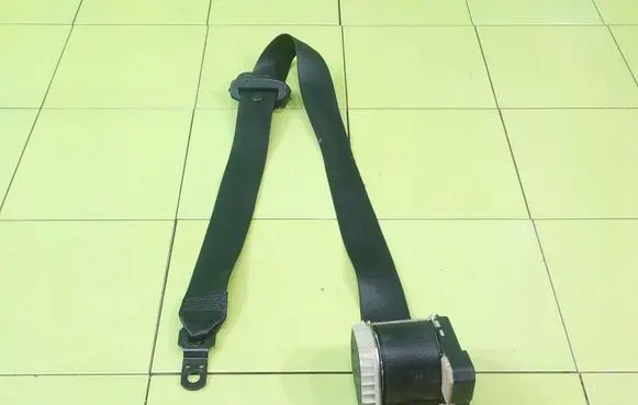Land Rover Range Rover L322 Front seatbelt PRZOD BEZPIECZENSTWA