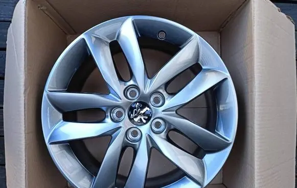 R17 alloy rim