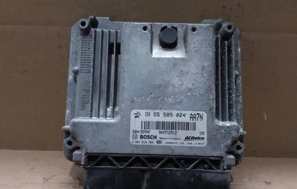 Opel Insignia A Engine control unit/module 55585024 0281018769