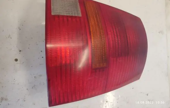 Rear/tail lights