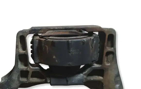 Ford Kuga I Engine mount bracket 326C24 7M516F0127B 91612213T2
