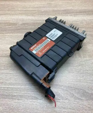 Audi 80 90 B3 Engine control unit/module ECU 443907311 0261200251 WithPlug