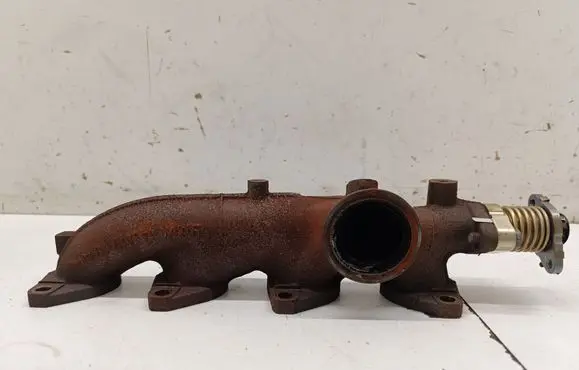 BMW 4 F36 Gran coupe Exhaust manifold 8519888