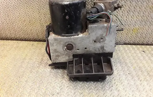 Mercedes-Benz S W220 ABS Pump 0044314612 0130108096