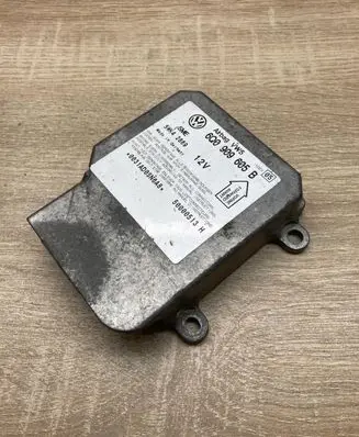 Volkswagen PASSAT B5.5 Engine control unit/module ECU 6Q0909605B 5WK42869